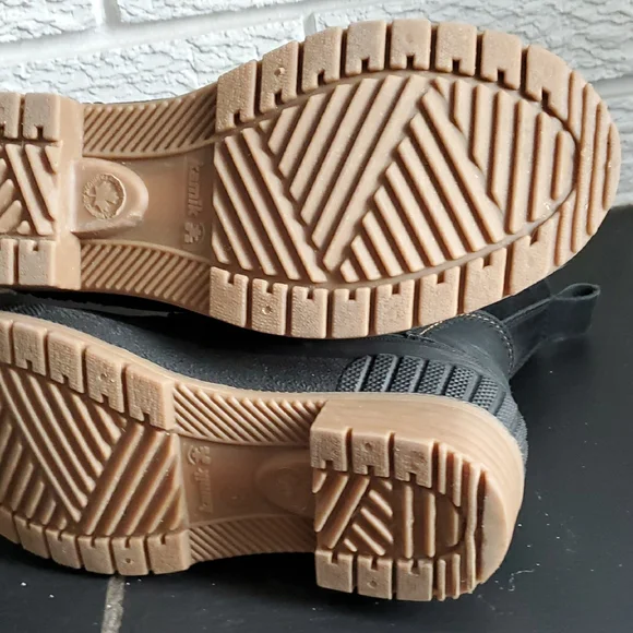 Kamik Women's Black Winter Vegan Water Resistant Boots with Stitching Size 6 - Picture 12 of 13